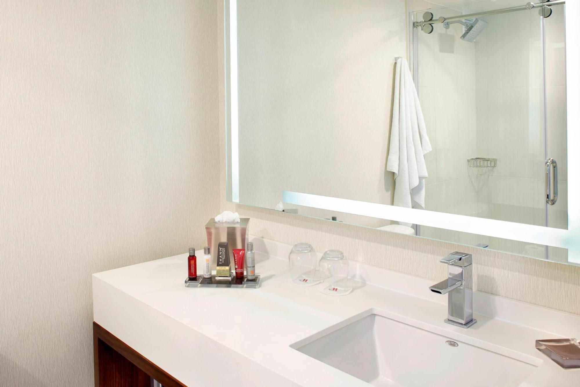 Raleigh Marriott Crabtree Valley Extérieur photo